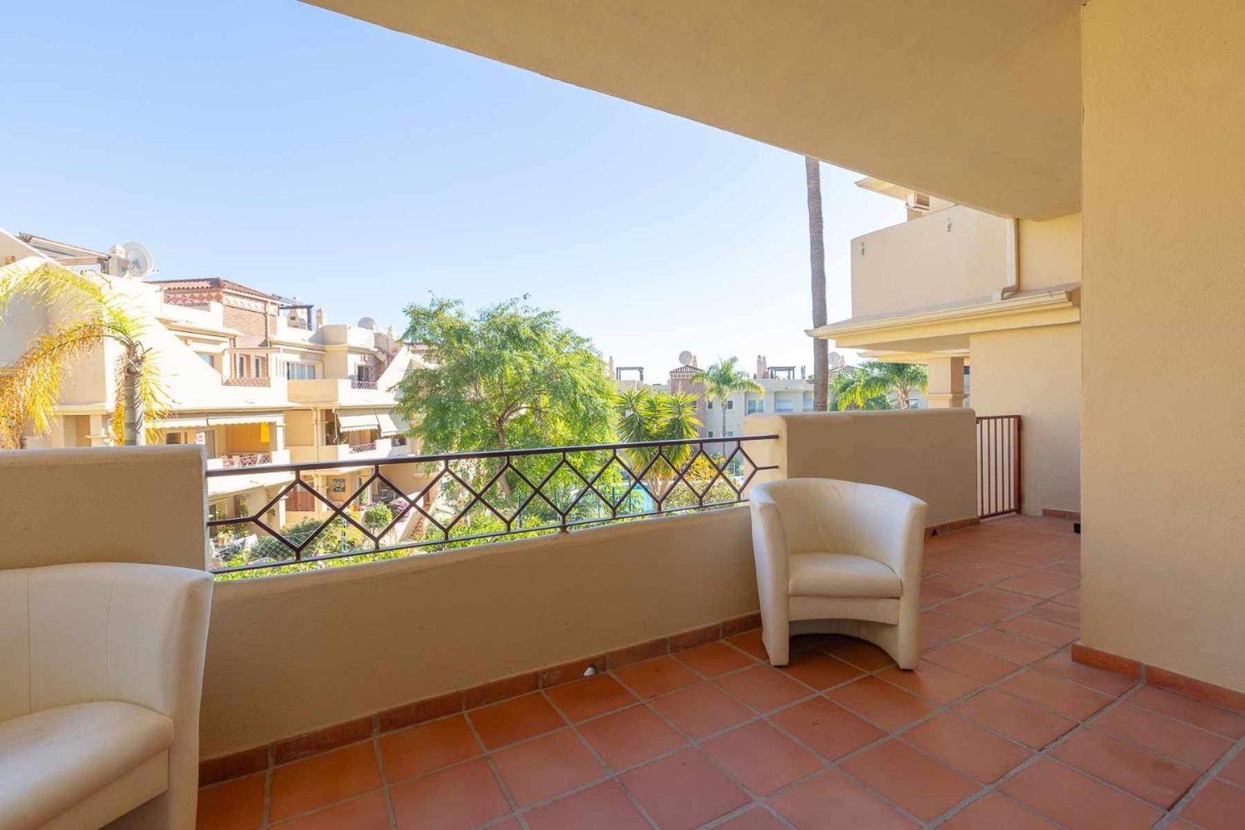 Toscana Hills Con Piscina En Esteponamarbella Экстерьер фото