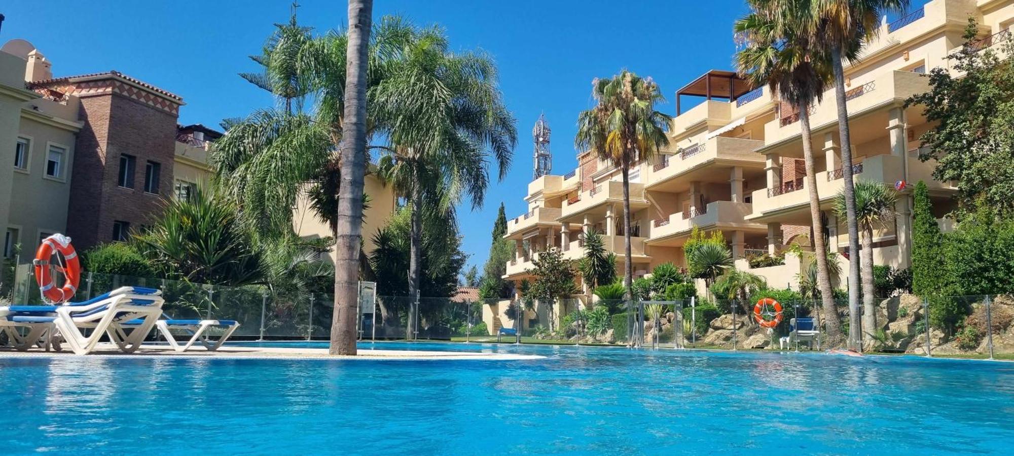 Toscana Hills Con Piscina En Esteponamarbella Экстерьер фото